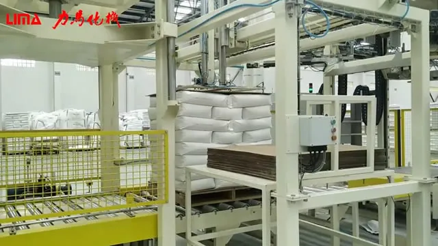 Hubei’deki bir firma için Otomatik Strecth Hood Giydirme Makinası